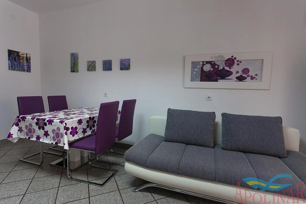 Guest house Apartments Mirjana Malinska